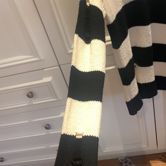 N:Philanthropy distressed black and white sweater - Picture 3 of 4